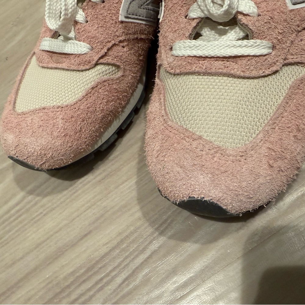 NEARLY NEW New Balance 996 (MADE IN USA) - Picture 2 of 6